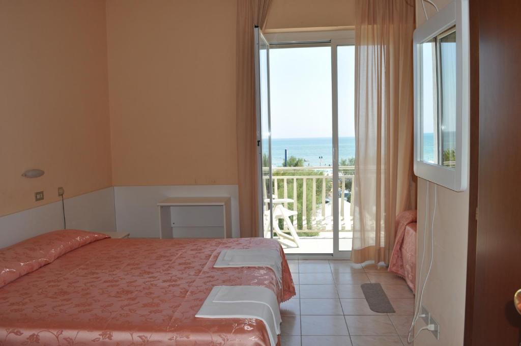 Hotel Perla Senigallia Bilik gambar