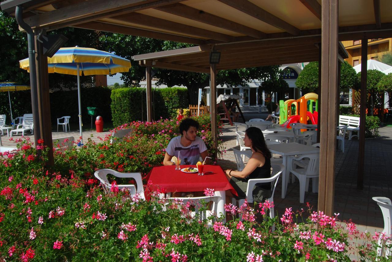 Hotel Perla Senigallia Luaran gambar