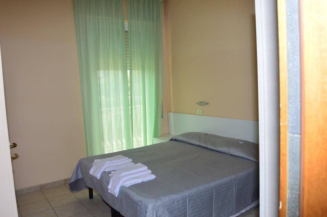 Hotel Perla Senigallia Luaran gambar